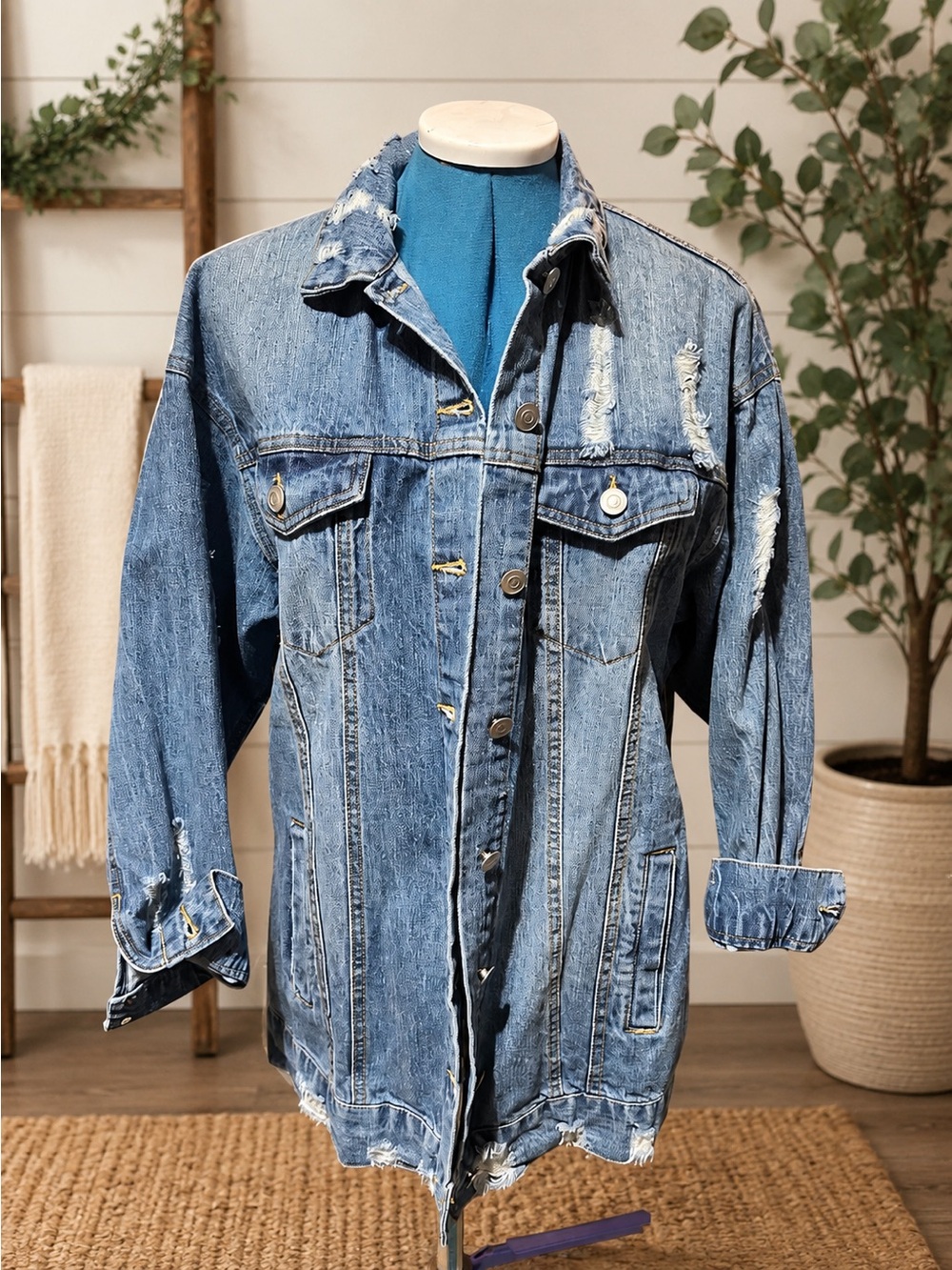 Love Tree Medium Blue Distressed Denim Jacket sz Small NWT